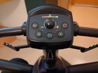 Silla de movilidad reducida Invacare Leo