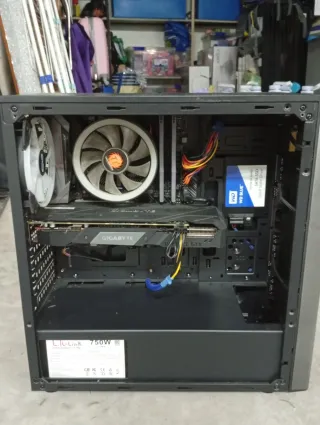 Ordenador Gaming Negro