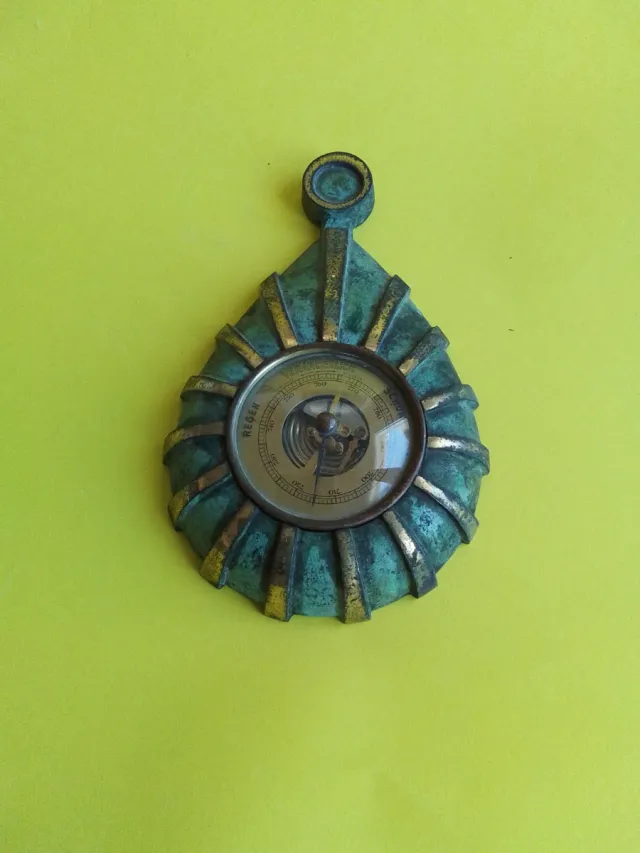 Barómetro antiguo alemán