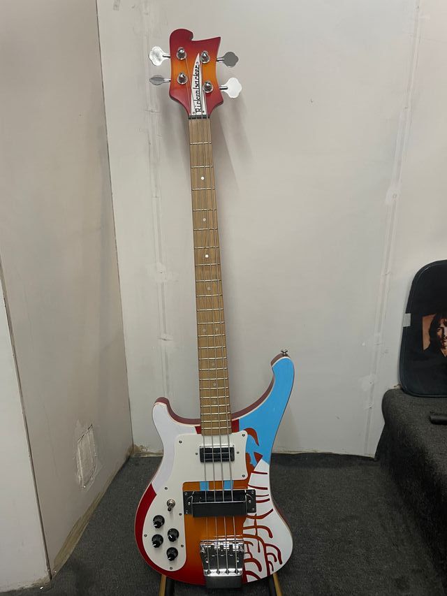 Bajo Rickenbacker 360 Réplica Personalizada