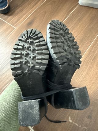 Botines Zara con cordones y tacón