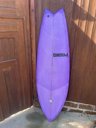 Tabla de surf PYRAMID retro fish