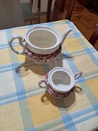 Tetera y azucarero La Cartuja de Sevilla