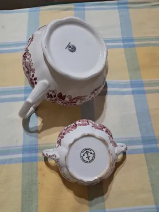 Tetera y azucarero La Cartuja de Sevilla