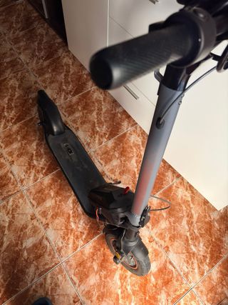 Patín Cecotec D40XL con batería extra