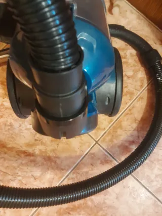 Aspiradora Taurus Homeland Cyclone 800W