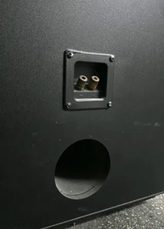 Altavoces Infinity SM 122 restaurados