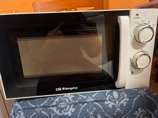 Microondas Orbegozo Blanco