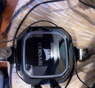 Corsair H100x Refrigeración Líquida CPU