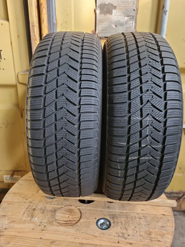 Vendo 2 Neumáticos en perfecto estado^