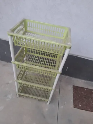 Scaffale portaoggetti 4 ripiani