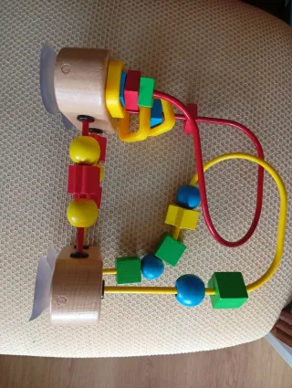 Juguete de madera para bebés