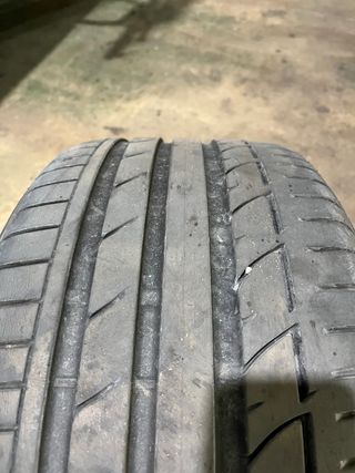 Neumático 275/40/29 101Y