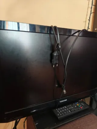 4 Monitores Pantallas PC o TV