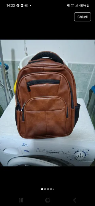 Zaino tracolla con zip