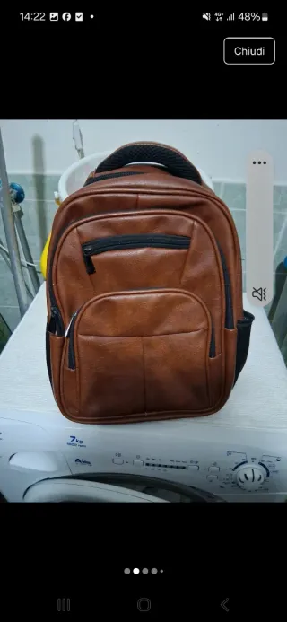 Zaino tracolla con zip