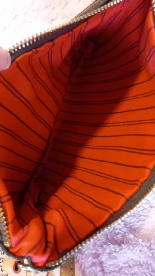 Bolso Marrón Bandolera anagrama