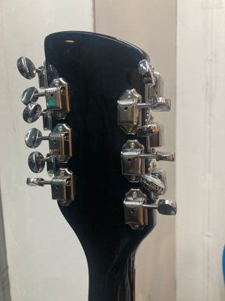 Rickenbacker 325  12 Cuerdas. John Lennon.