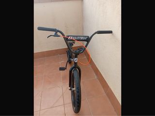 Bicicleta BMX Eastern Negra