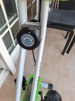 Bicicleta Estática Verde y Gris Marva HomCom