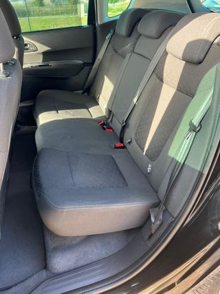 Peugeot 3008 2015