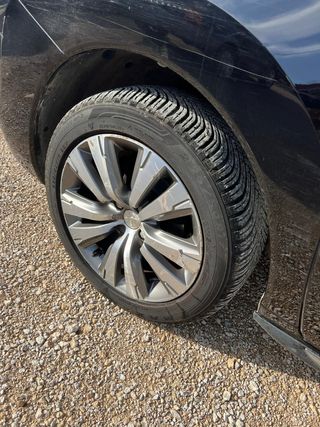 Peugeot 3008 2015