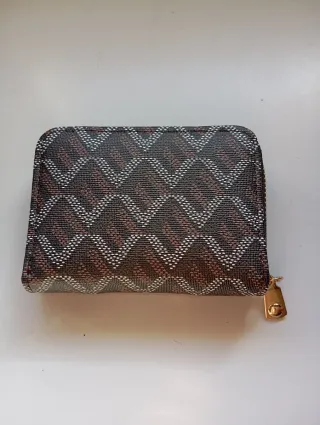 Monedero estampado geométrico