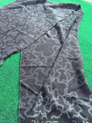 Bufanda Tous Gris Oscuro con Logo