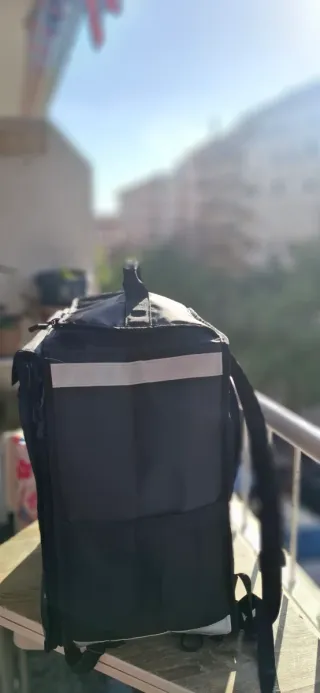 Mochila negra globo nueva