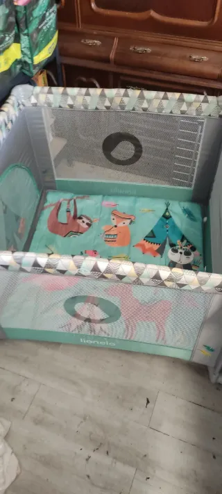 Parque de juegos para bebé