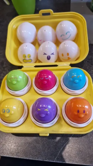 Huevera Juguete Infantil con Caras Divertidas