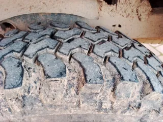 Mitsubishi L 200 2001