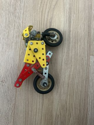Moto Meccano Roja y Amarilla