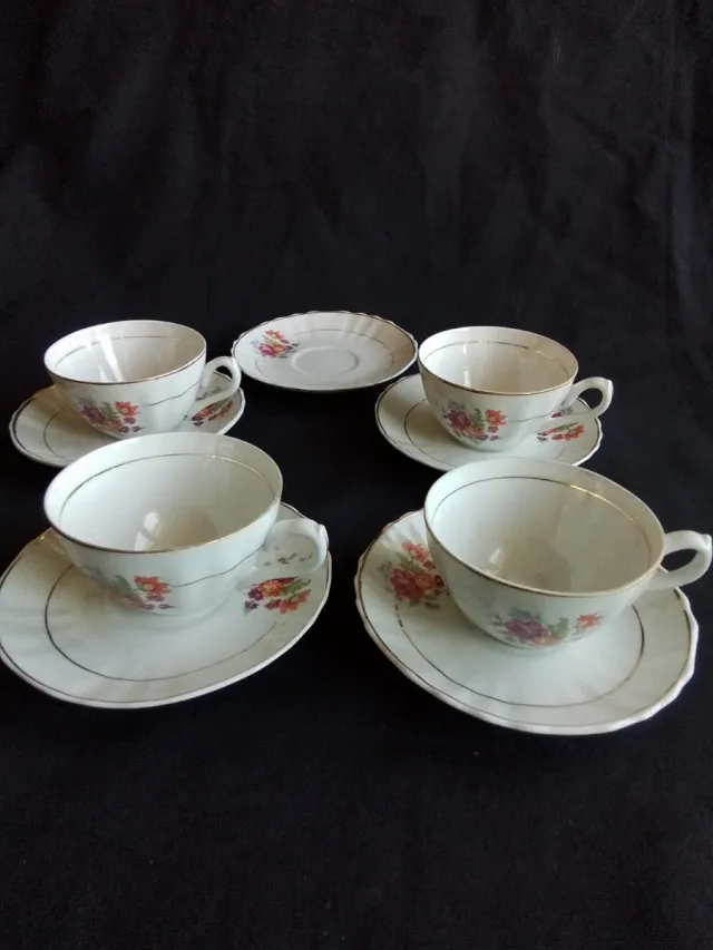 Tazas y platillos Royal Gijon