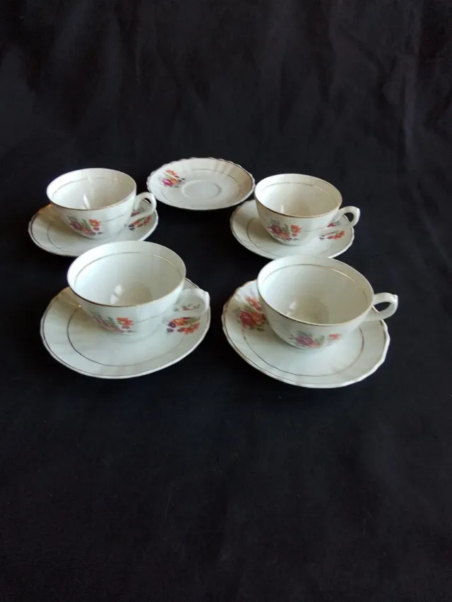 Tazas y platillos Royal Gijon