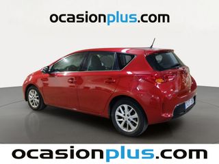 Toyota Auris 90D Active 66 kW (90 CV)