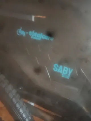 Silla de ruedas plegable  Nueva usada 2 veces