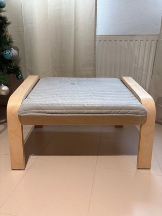 Reposapiés de tela y madera