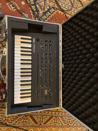 Sintetizador Korg minilogue xd