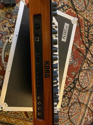 Sintetizador Korg minilogue xd