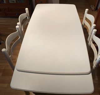 Mesa cocina y 4 sillas