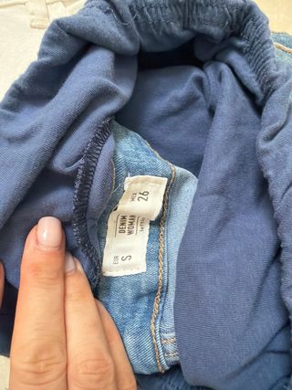 Lote 3 pantalones premamá talla 36-38. S.