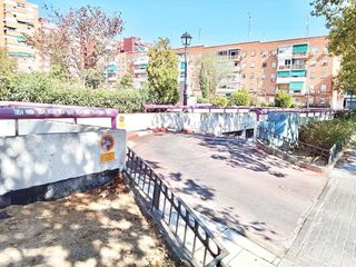 Garaje en venta en Torresbellas en Alcorcón
