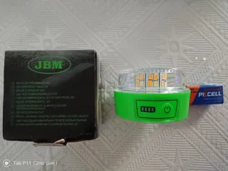 Baliza V16, nueva, sin estrenar. NO homologada