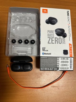 Auriculares Inalámbricos JBL Tune 130 NC TWS