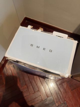 Robot de cocina Smeg rojo Completamente Nuevo