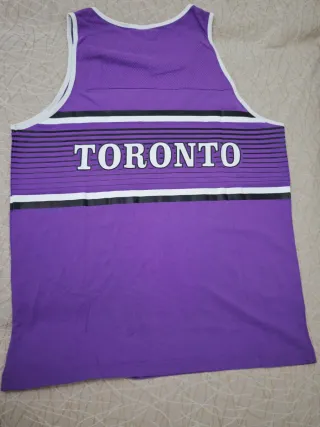 Camiseta Toronto Raptors Morada y Roja NBA