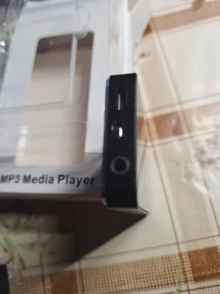 Reproductor MP3 Táctil Negro