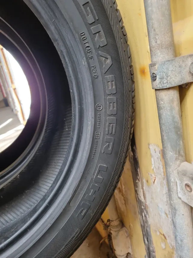 Vendo 2 Neumáticos en perfecto estado de 4x4