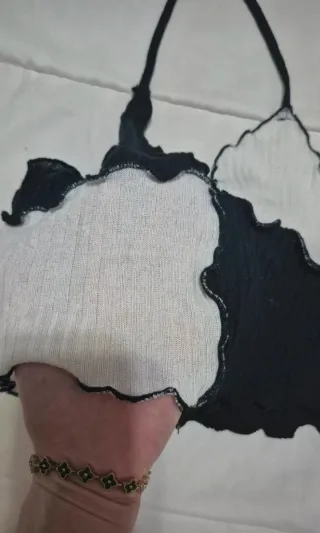 Top Halter Parches Blanco y Negro